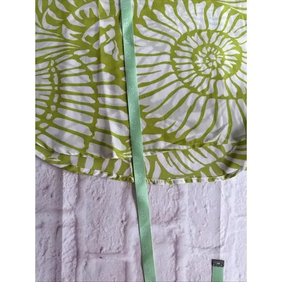 Cynthia Rowley Lime Green White Abstract Sea Shell Short Sleeve Top Blouse 2X - Picture 8 of 8